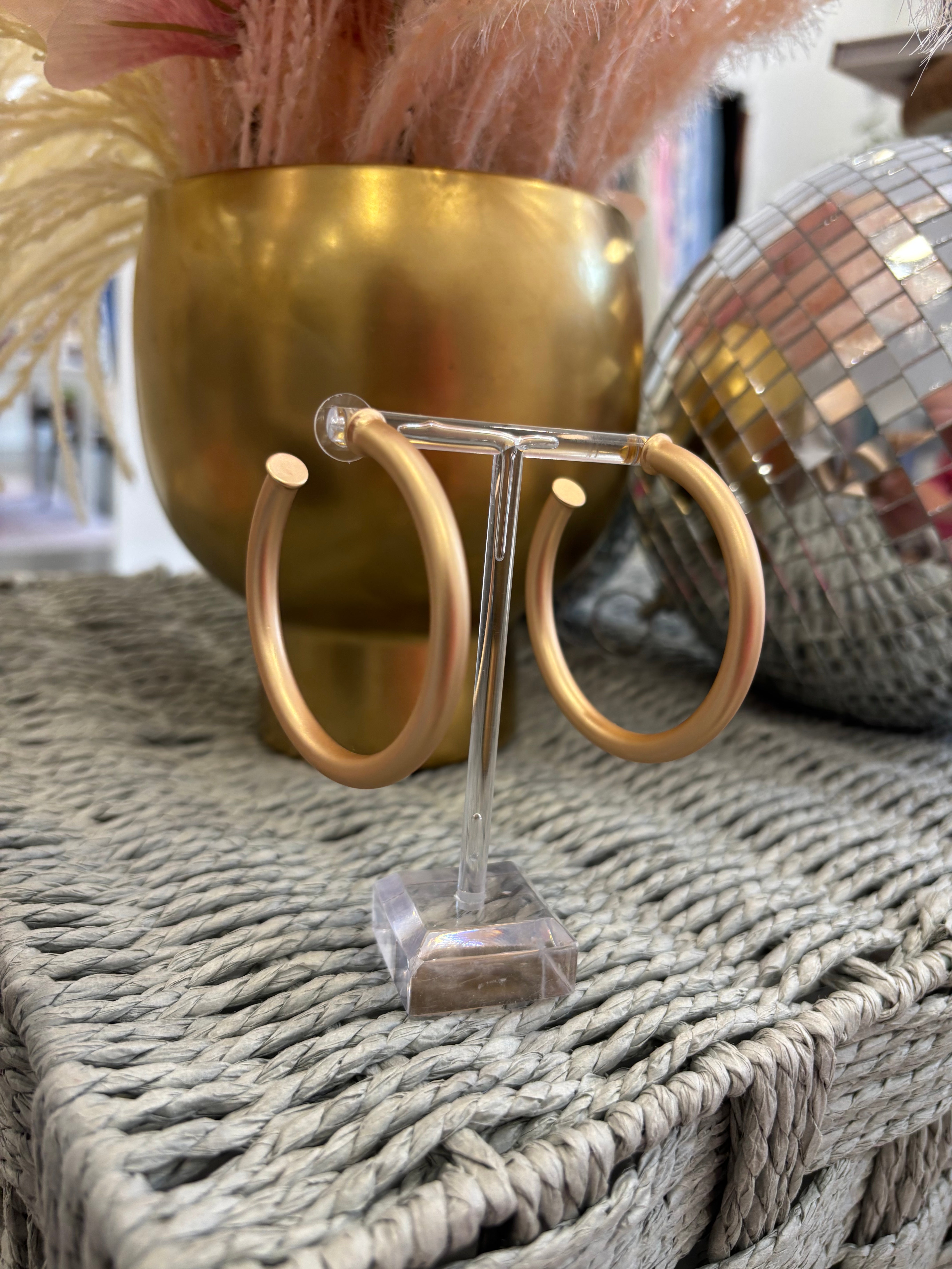 Satin Hoop Earring | Gold