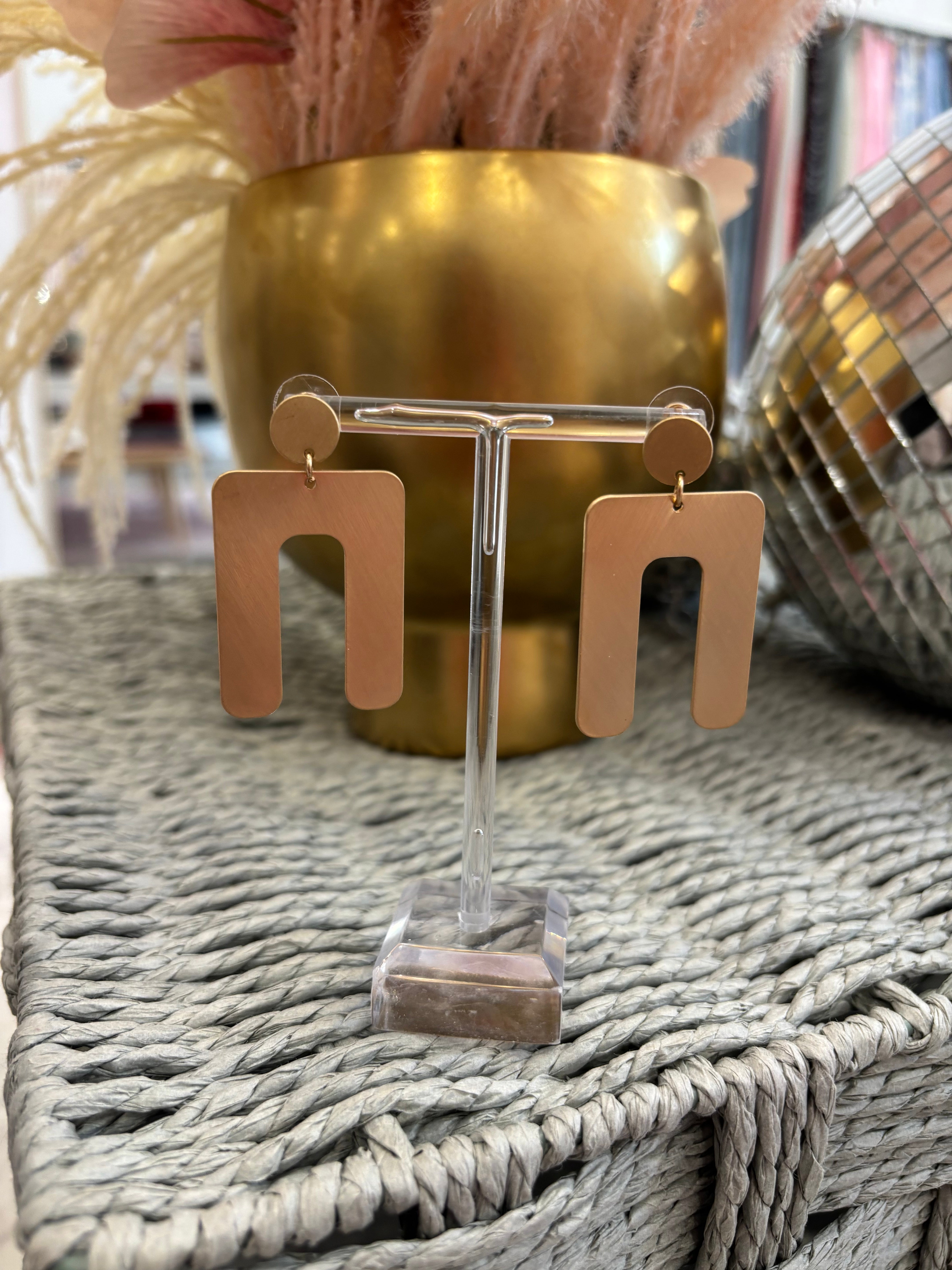Matte Gold Geometric Arch Earring