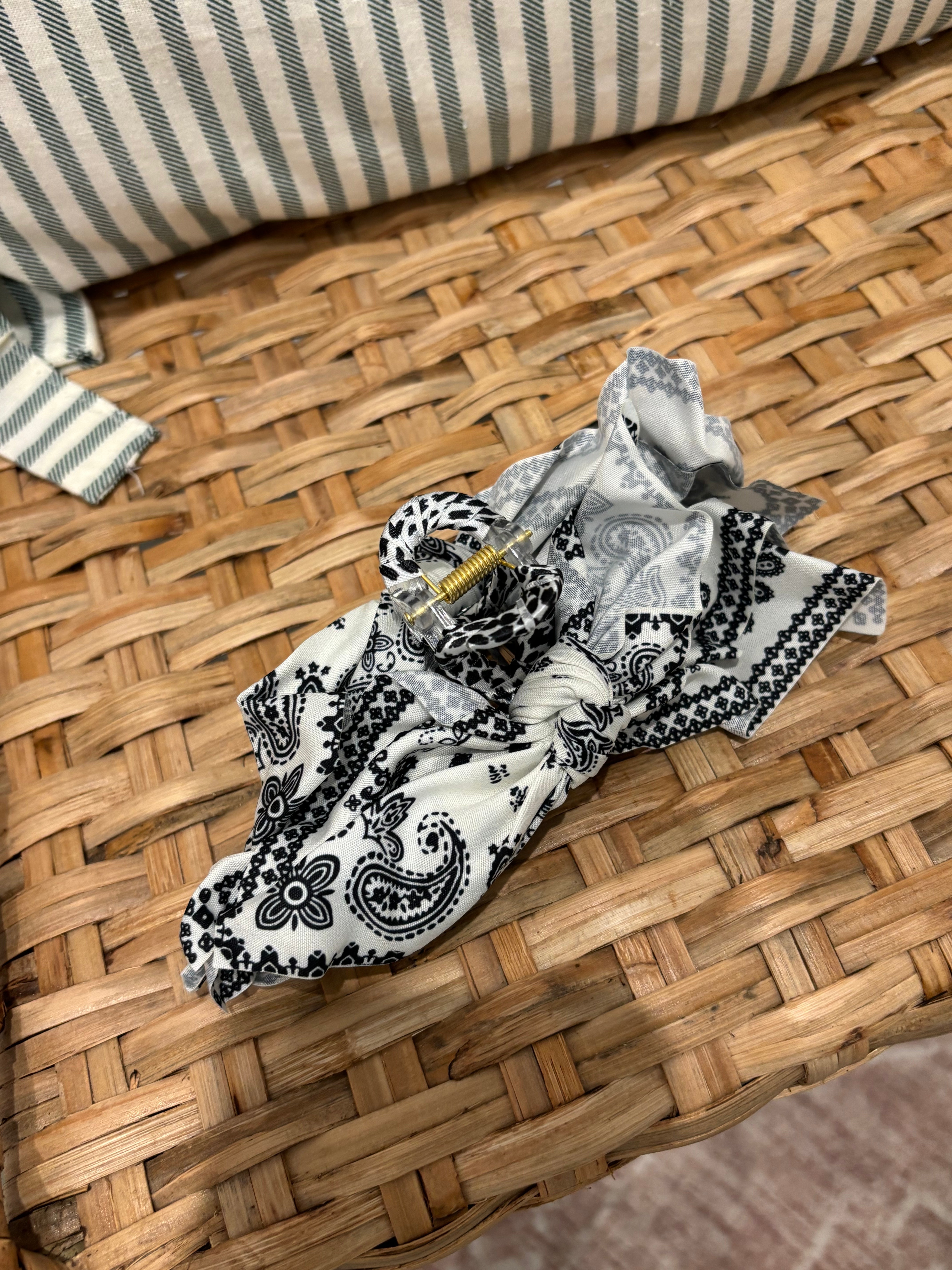 Boho Vintage Hair Claw Clip