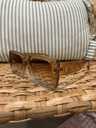 Retro Rectangle Frame Sunglasses | Light Brown