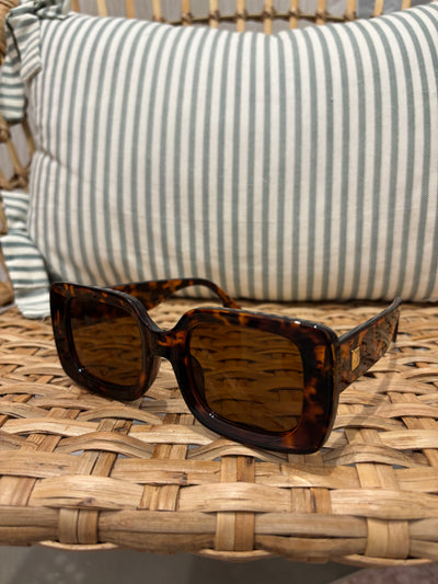 Retro Rectangle Frame Sunglasses | Brown Tortoise