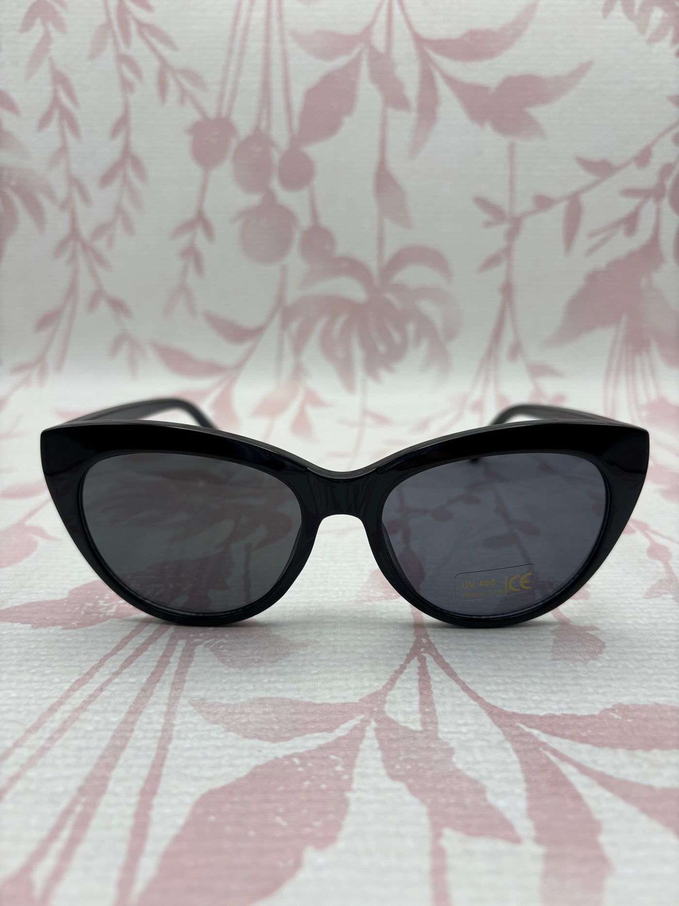Cateye Sunglasses // Black