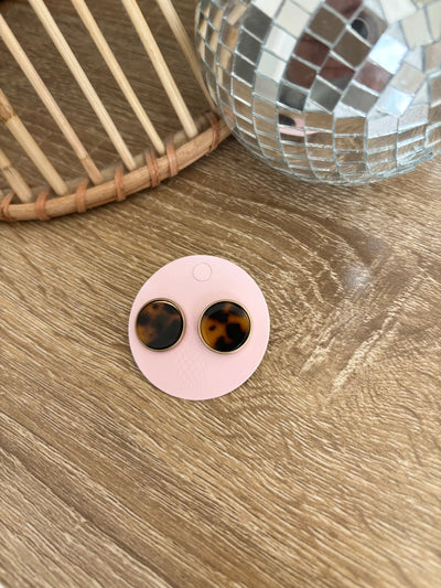 Round Disc Tortoise Stud Earrings