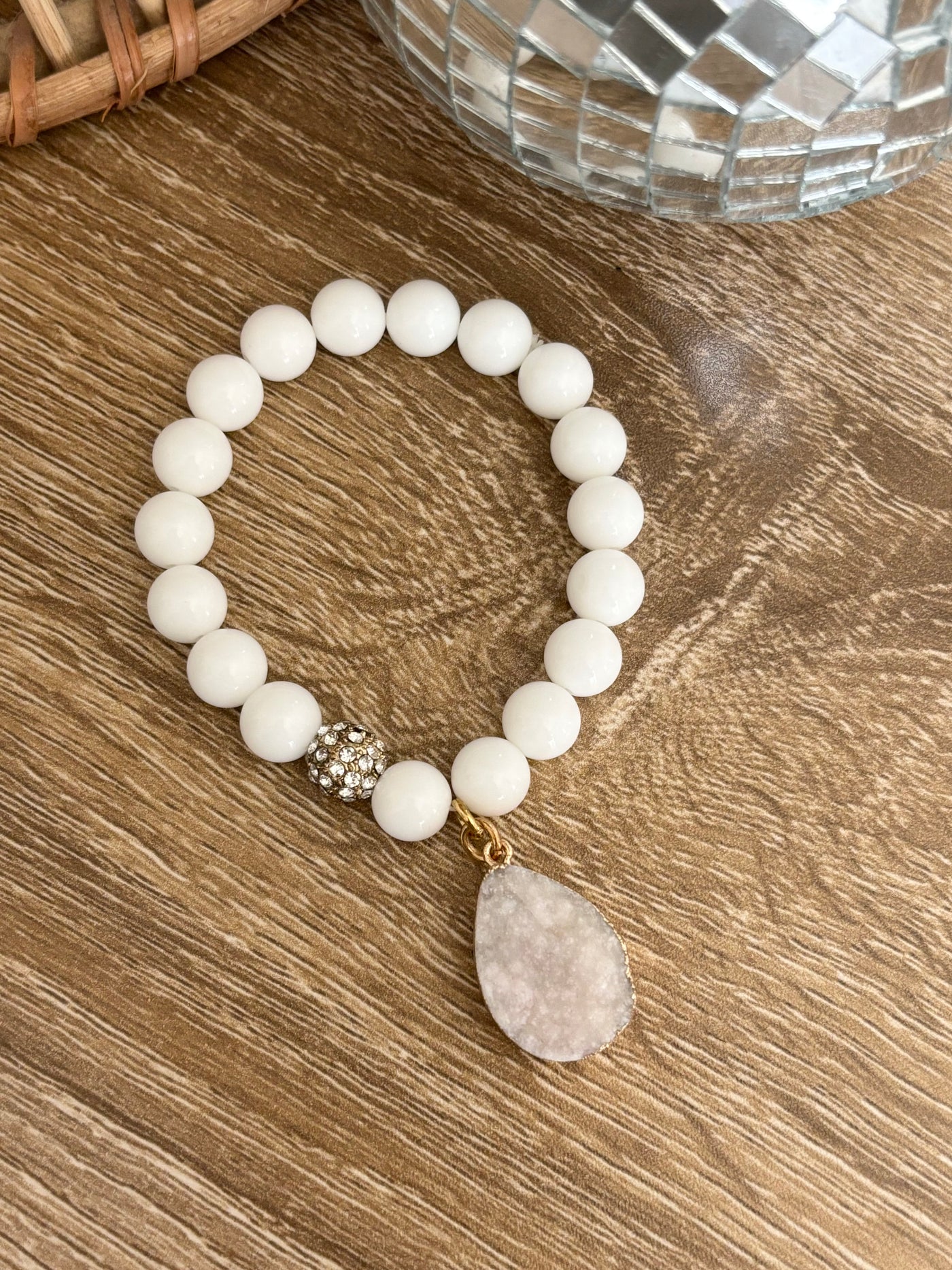 Beaded Gemstone Bracelet White and Gold