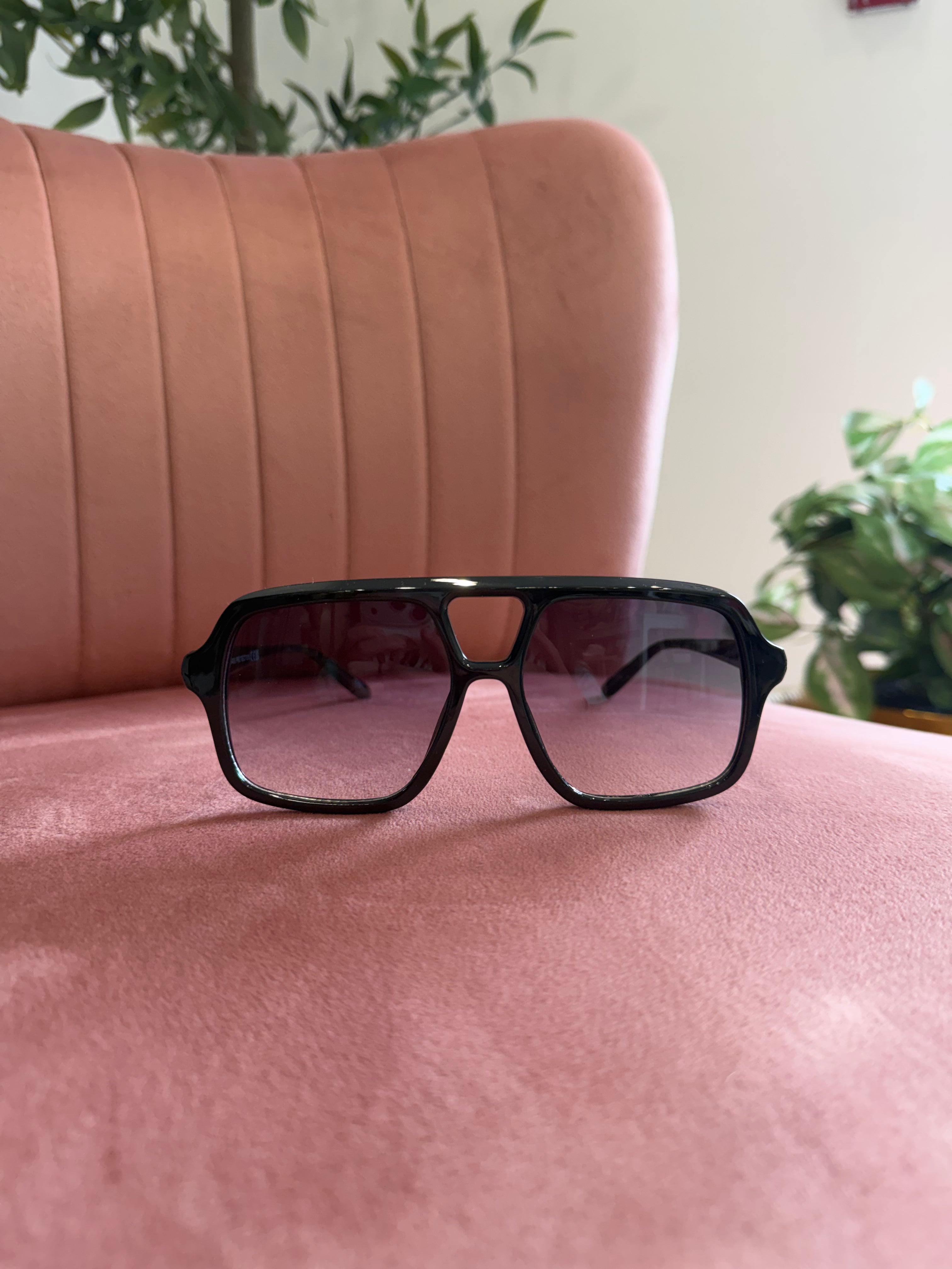 Aviator Frame Sunglasses | Black with Black Lenses