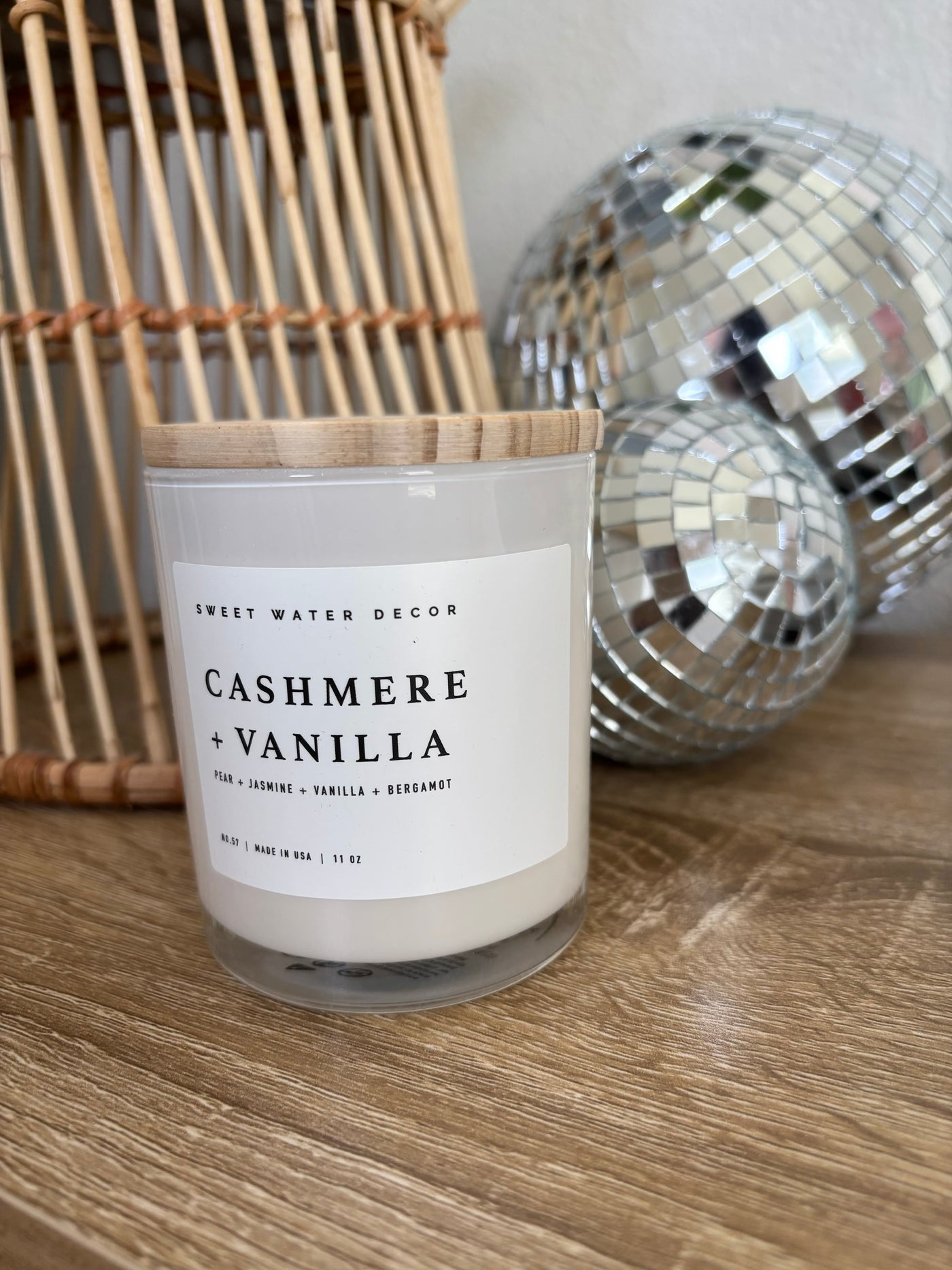 Soy Candle 11 oz | Cashmere and Vanilla