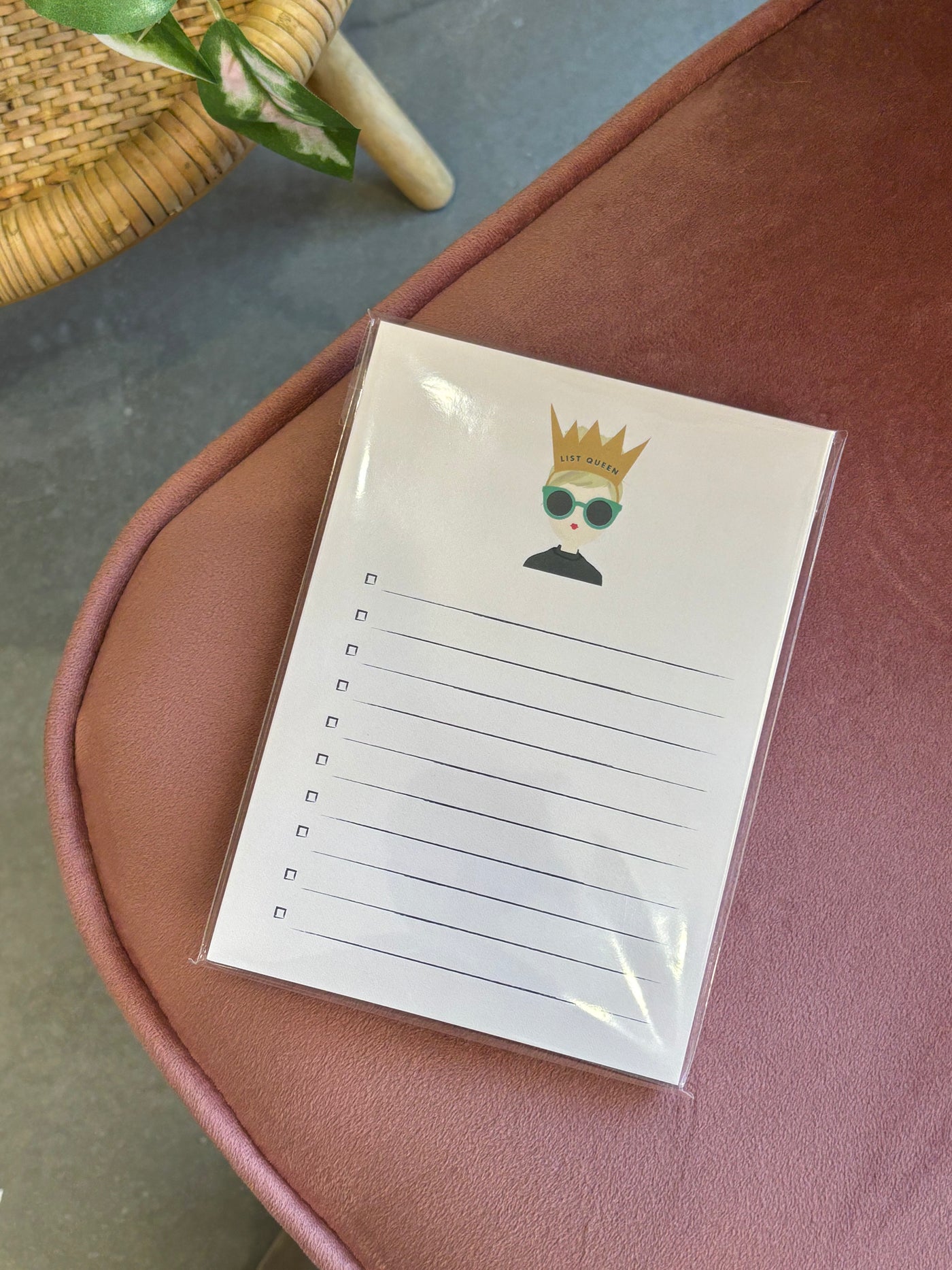 List Queen Blonde Notepad