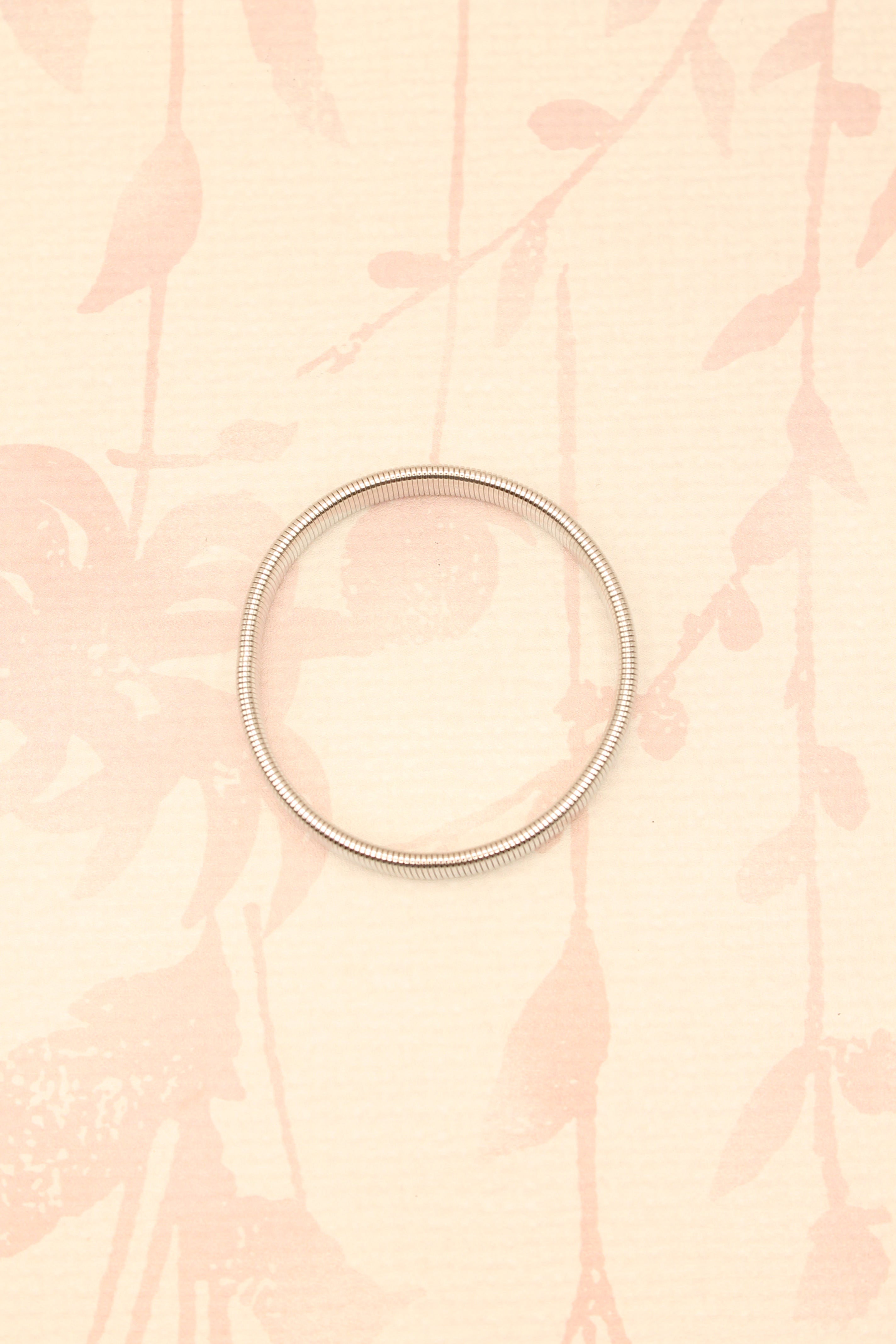 Ribbed Stretch Bangle | Silver